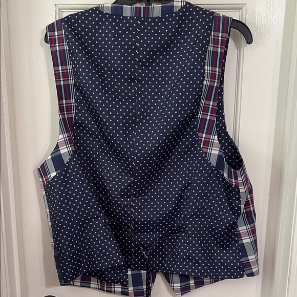 Alan Flusser Plaid Button-Up Vest - large. - Picture 8 of 13